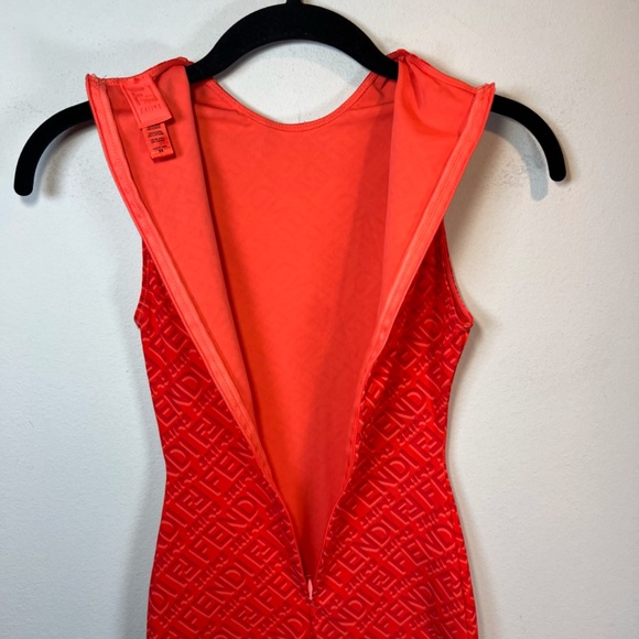 Skims X Fendi Women's Sleeveless Mid Thigh Bodysuit Georgia Orange Stretch Sz XS - Picture 10 of 12